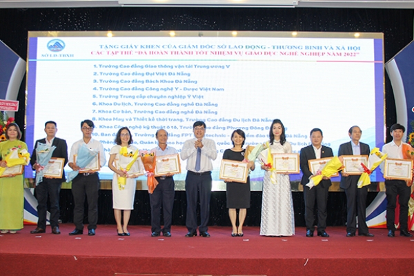 Trường Trung Cấp Chuyên Nghiệp Ý Việt Top đầu Đà Nẵng về quy mô, chất lượng đào tạo nghề 