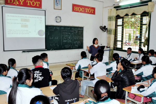 Học trung tâm giáo dục thường xuyên có những môn gì? Có khó không? 