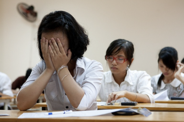 Trượt đại học có phải học lại lớp 10? Những điều chỉnh mới nhất 