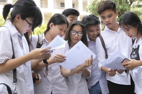 Học xong cấp 3 nên học nghề gì? Cách định hướng nghề nghiệp tương lai đúng đắn 