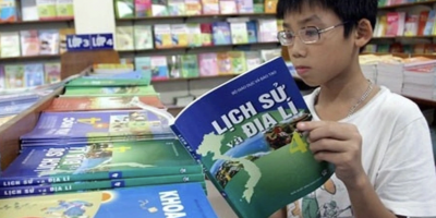 Bộ Giáo dục tiếp tục thẩm định sách giáo khoa theo chương trình mới