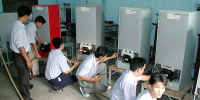 Học nghề điện lạnh ra làm những thiết bị gì? Chương trình học ra sao?