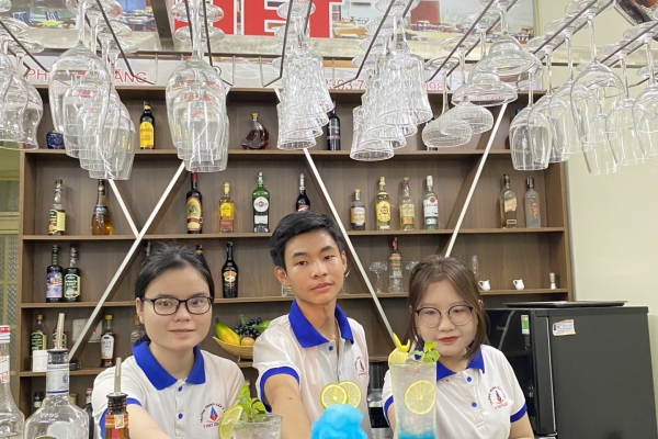 5 Kỹ năng nào giúp sự nghiệp nghề pha chế đồ uống thăng hoa?