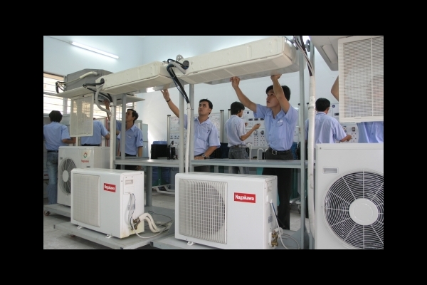 Khóa học nghề điện lạnh cấp tốc ra thợ ngay tại Đà Nẵng!