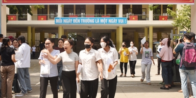 Sáng 26/6: Hơn 14.000 thí sinh bước vào kỳ thi tốt nghiệp THPT 2025 với môn Ngữ văn. 