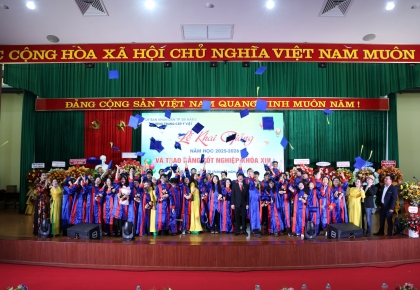 Trường Trung cấp Ý Việt long trọng tổ chức Lễ Khai giảng năm học mới và trao bằng tốt nghiệp Khóa XIII