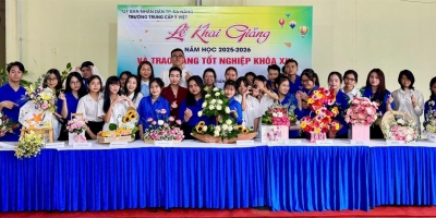 Ý Việt tổ chức cuộc thi cắm hoa chào mừng Ngày Nhà giáo Việt Nam 20/11