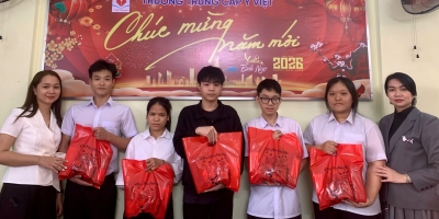 Phong Bao Lì Xì Yêu Thương – Lan Tỏa Tết Ấm Áp Cùng Ý Việt Phong Bao Lì Xì Yêu Thương – Lan Tỏa Tết Ấm Áp Cùng Ý Việt