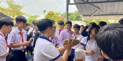 Trường dạy nghề Ý Việt mang trải nghiệm thực tế đến học sinh THCS Nguyễn Công Trứ Trường dạy nghề Ý Việt mang trải nghiệm thực tế đến học sinh THCS Nguyễn Công Trứ