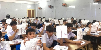 K26 Ý Việt chính thức nhập học: Háo hức, hồi hộp trong ngày đầu tiên tại cơ sở Điện Biên Phủ K26 Ý Việt chính thức nhập học: Háo hức, hồi hộp trong ngày đầu tiên tại cơ sở Điện Biên Phủ