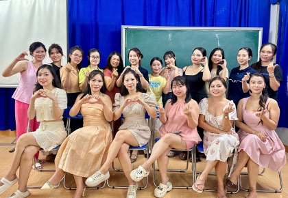 TỰ TIN TỎA SÁNG SAU HÀNH TRÌNH HỌC NGHỀ TRANG ĐIỂM TẠI ĐÀ NẴNG