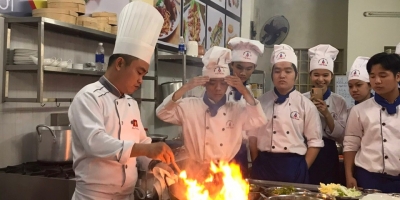 Có thể trở thành đầu bếp mà không cần đến trường?