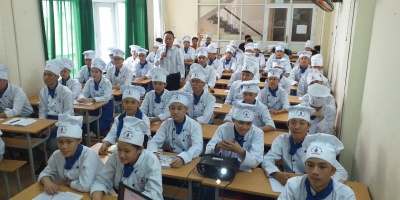 Học trung cấp nghề có ưu và nhược điểm gì?  