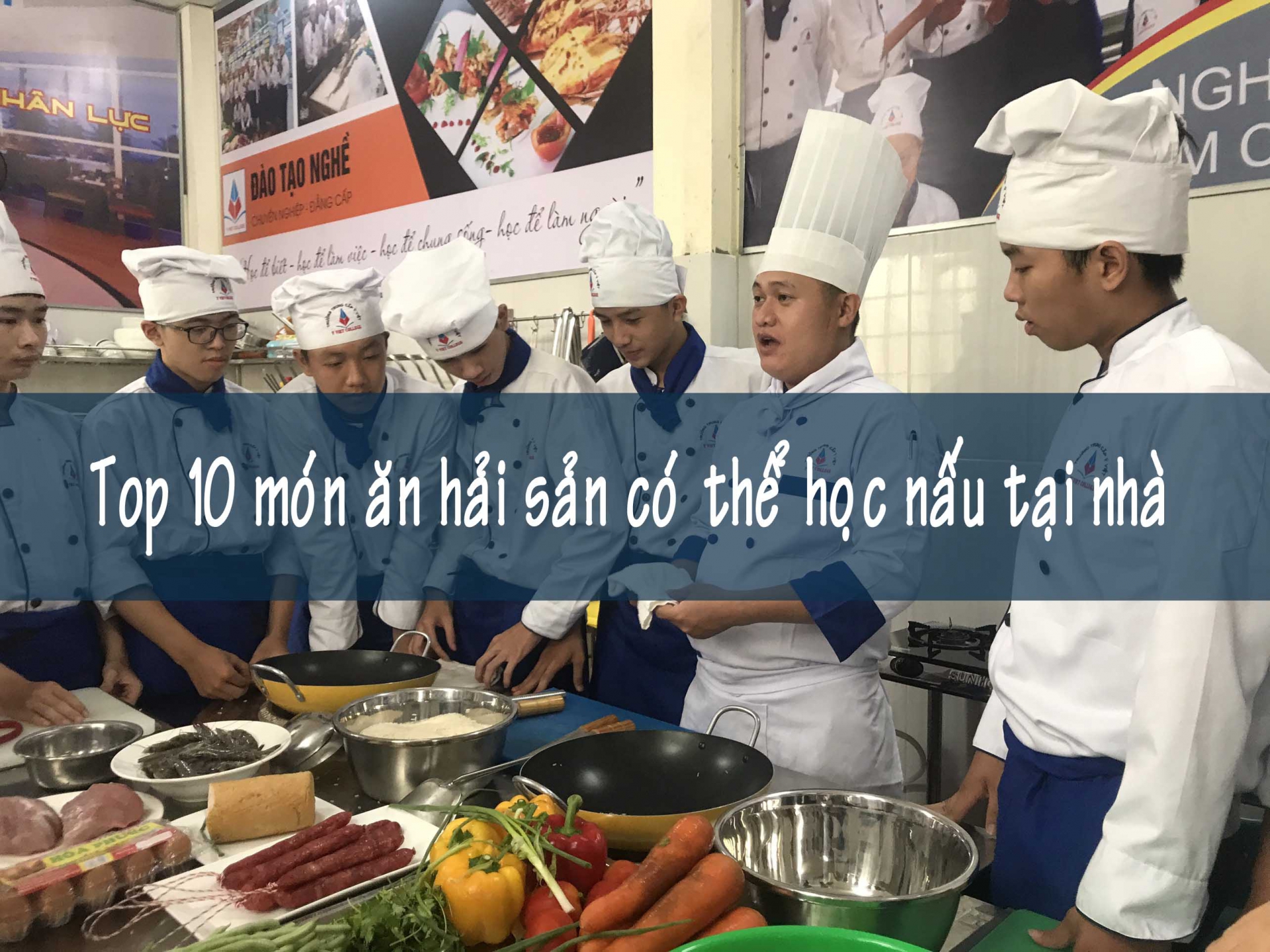 top-10-mon-an-hai-san-hap-dan-hoc-nau-an-tai-y-viet
